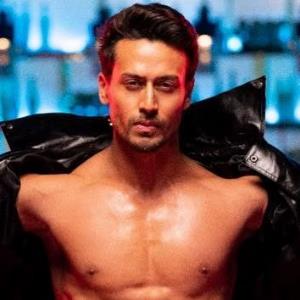 Tiger Shroff's Mass Reach To Help STUDENT OF THE YEAR 2 | Glamsham