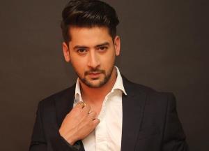 Dil Hi Toh Hai Actor Paras Arora Passes The FOOD TEST On The Sets