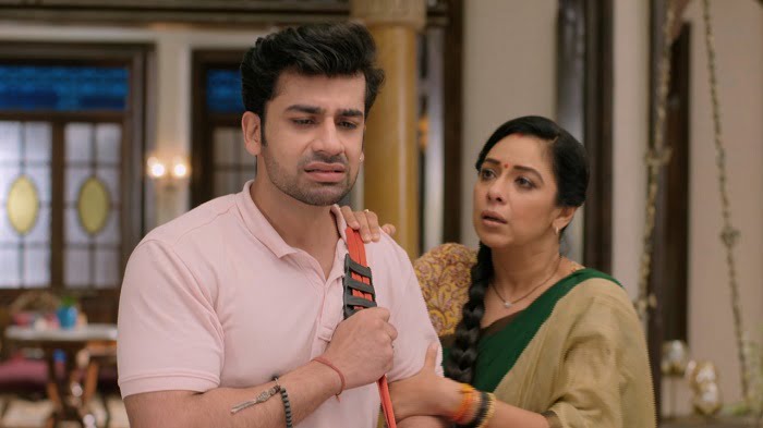 More drama unfolds in 'Anupamaa', Vanraj shares Anupamaa's pain