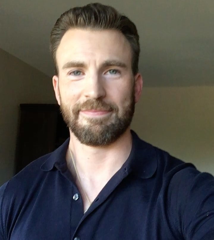 Chris Evans Slams Donald Trump For Saying 'don't Be Afraid Of Covid'