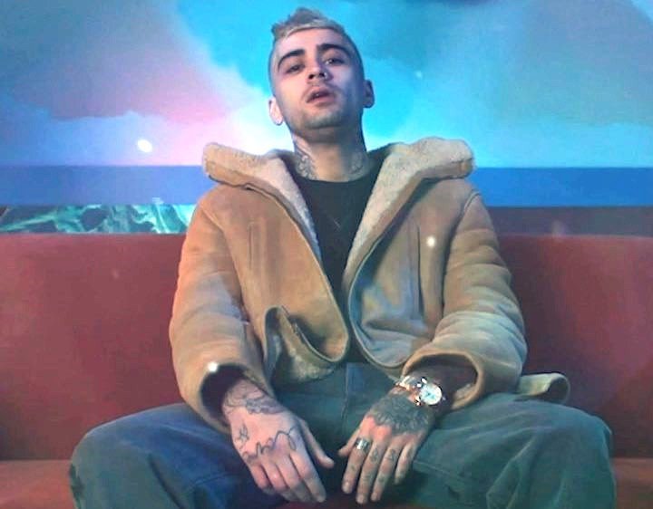 Zayn Malik Smokes Weed Drinks Beer At Insta Live Session With Fans 