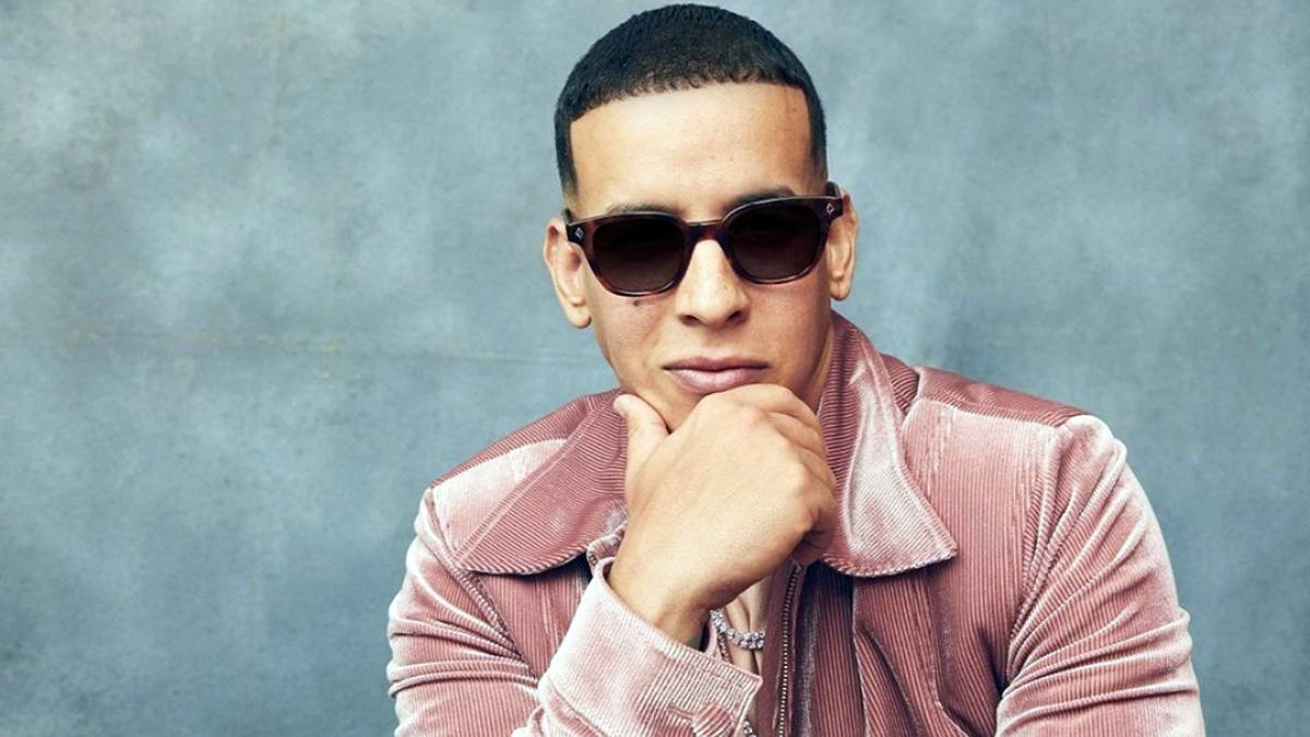 Daddy Yankee Felicitated with Hall of Fame at Billboard Latin Music Awards  2021