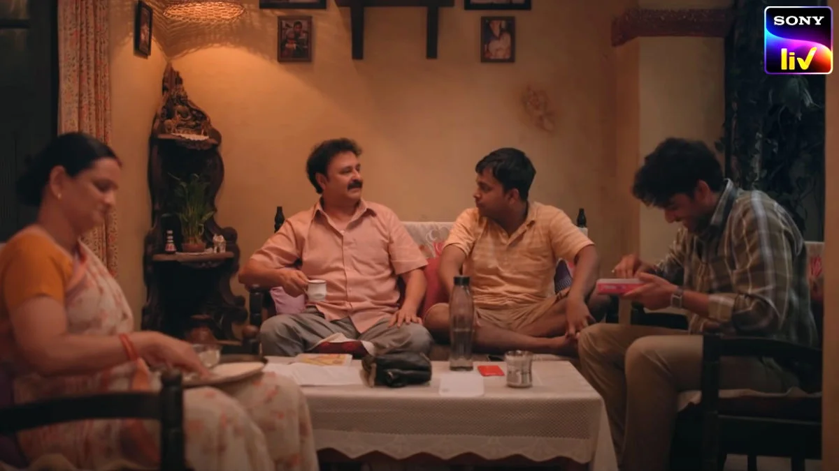 Web Series Review: Gullak - Season 3: Evokes old world charm albeit in a modern Indian nuclear family