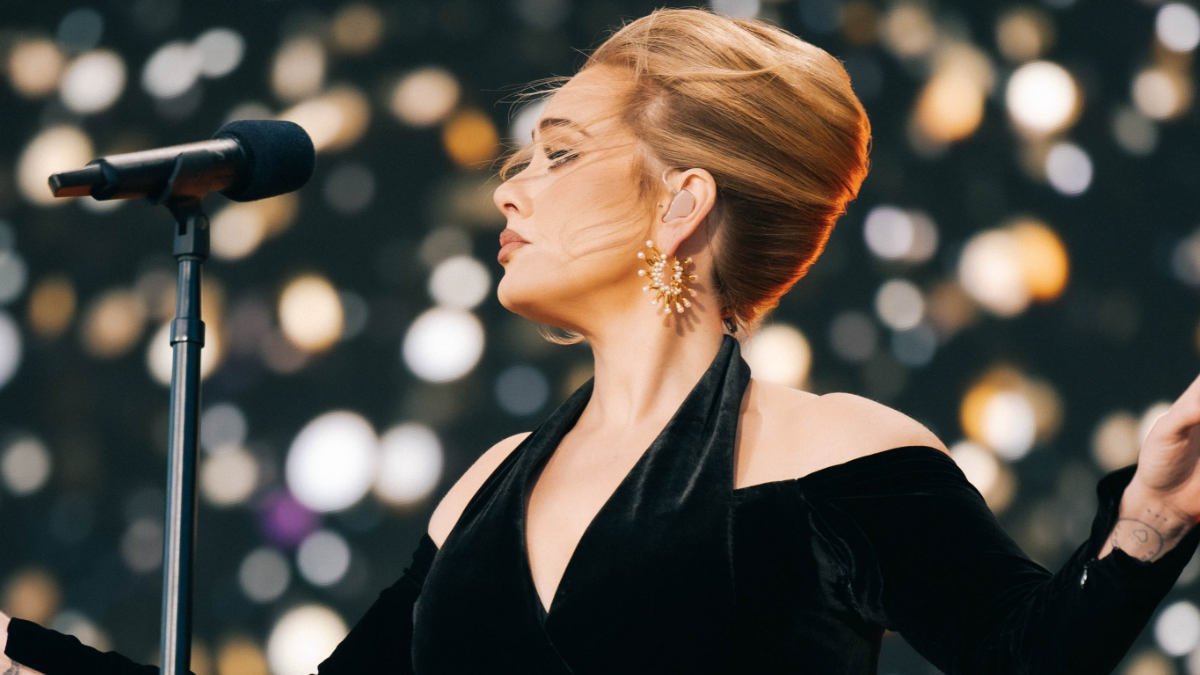 Adele Shows Up And Conquers Hyde Park Festival In London