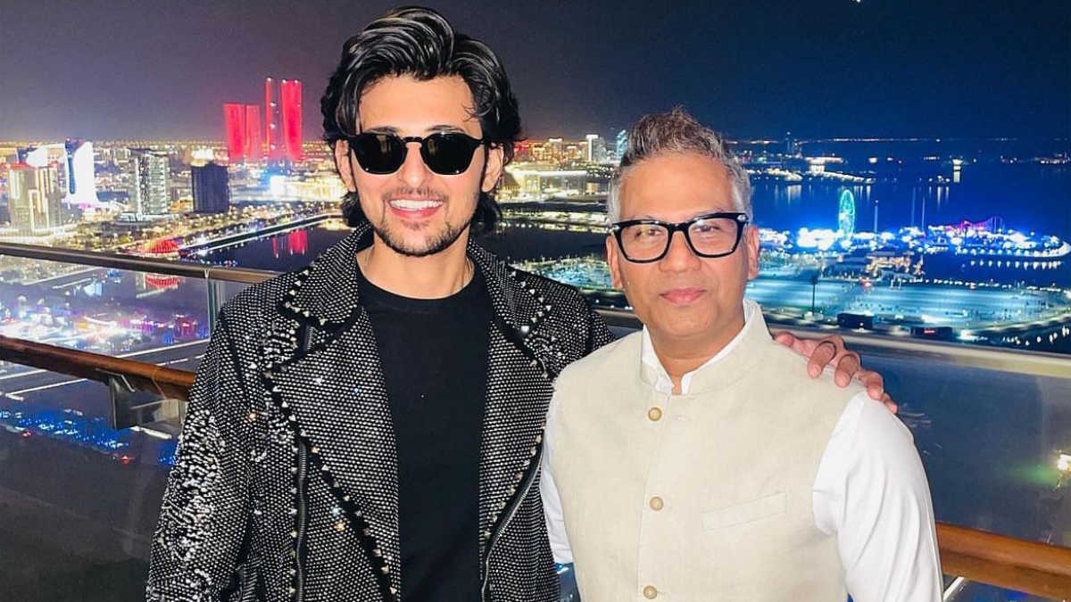 naushad-khan-to-collaborate-with-darshan-raval-for-a-new-music-video