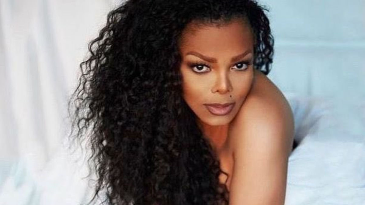 Janet Jackson Slides Her Hand In Male Dancers Pants In Sensual Act During Tour 