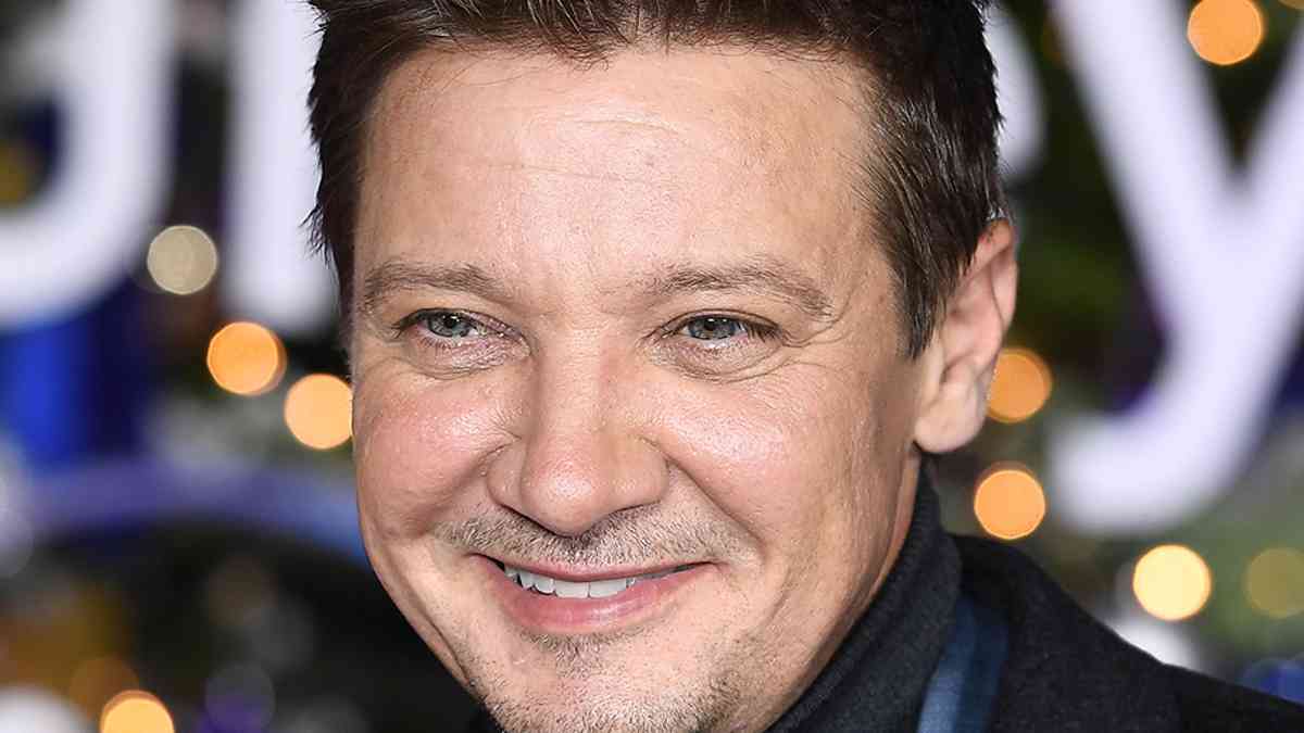 Jeremy Renner Shares Workout Video As Recovery Continues