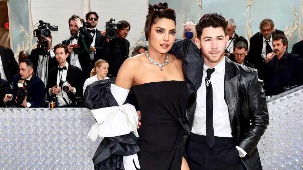 Priyanka Chopra, Nick Jonas Twinning In Monochrome At Met Gala Carpet