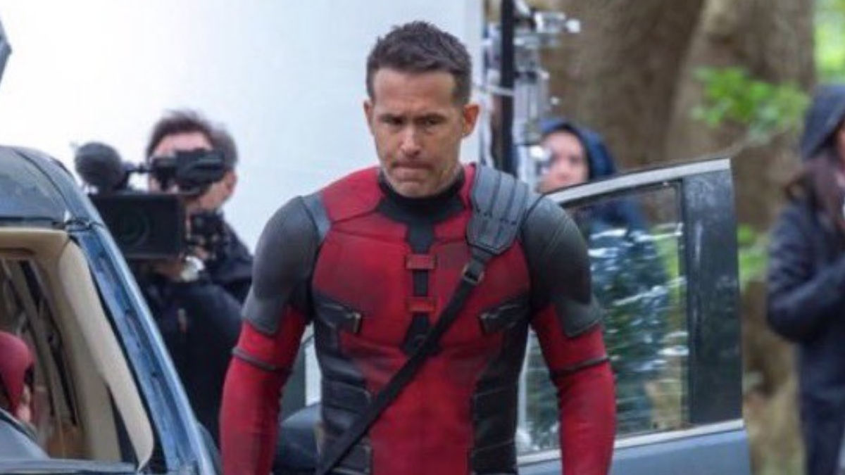 Deadpool 3 Photos Reveal New Suit For Ryan Reynolds 