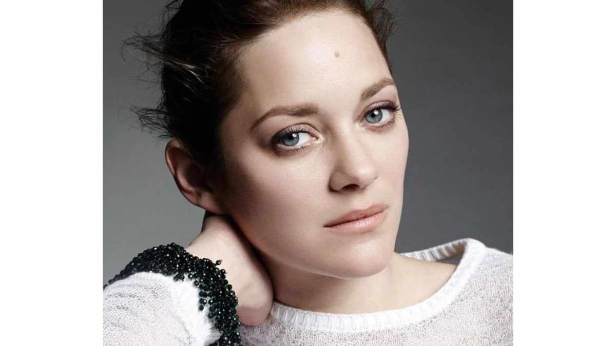 Marion Cotillard To Play Snow Queen In French Director's New Venture