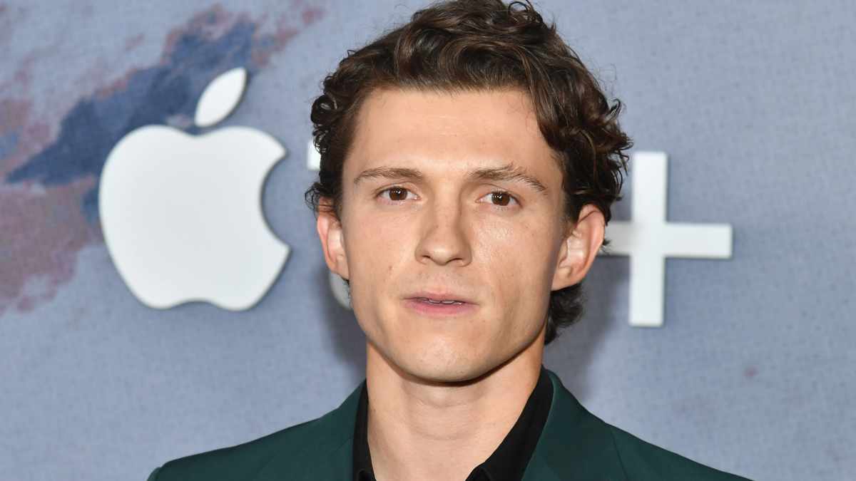 Tom Holland Talks About His Alcohol Problem And Hard Won Sobriety 0829