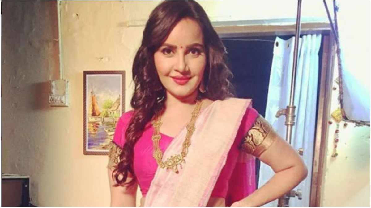 Geetanjali Mishra Gets A Warm Welcome On The Sets Of Happu Ki Ultan Paltan