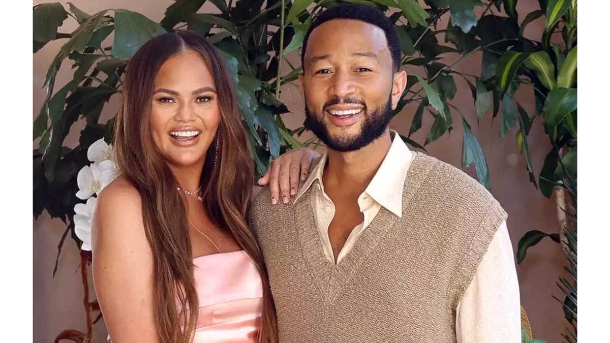 John Legend Recounts 10yr Anniv Celebration With Wife Chrissy Teigen