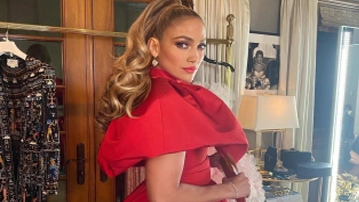 Jennifer Lopez, Jenifer Lewis Sing Together At Her & Ben Affleck’s(01)