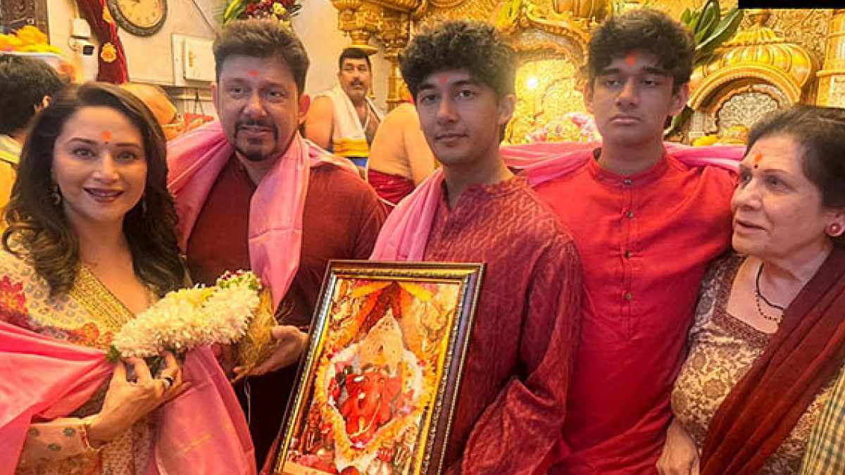 Madhuri Dixit, Shriram Nene visit Siddhivinayak Temple, seek blessings