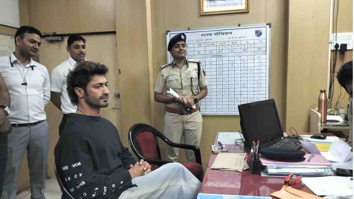 Vidyut Jammwal Held By Railway Cops Reportedly For Engaging In Risky Stunts