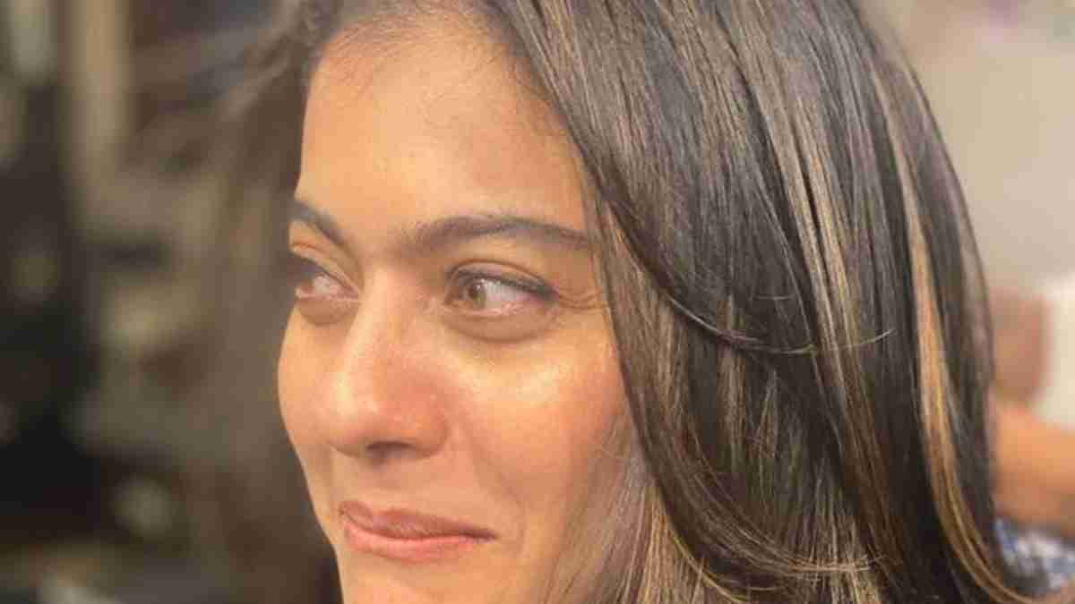 Kajol's smile 'says it all' in new Insta post; KJo calls her 'fab'