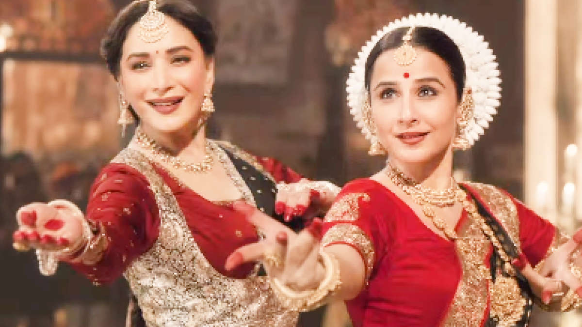 Bhool Bhulaiyaa 3: Madhuri Dixit, Vidya Balan’s face-off in ‘Ami Je Tomar 3.0’ song, teaser out; Fans react, “Exciting and Nostalgic at the same time”