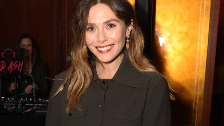 Elizabeth Olsen Would “Jump at the Chance” to Play Scarlet Witch Again
