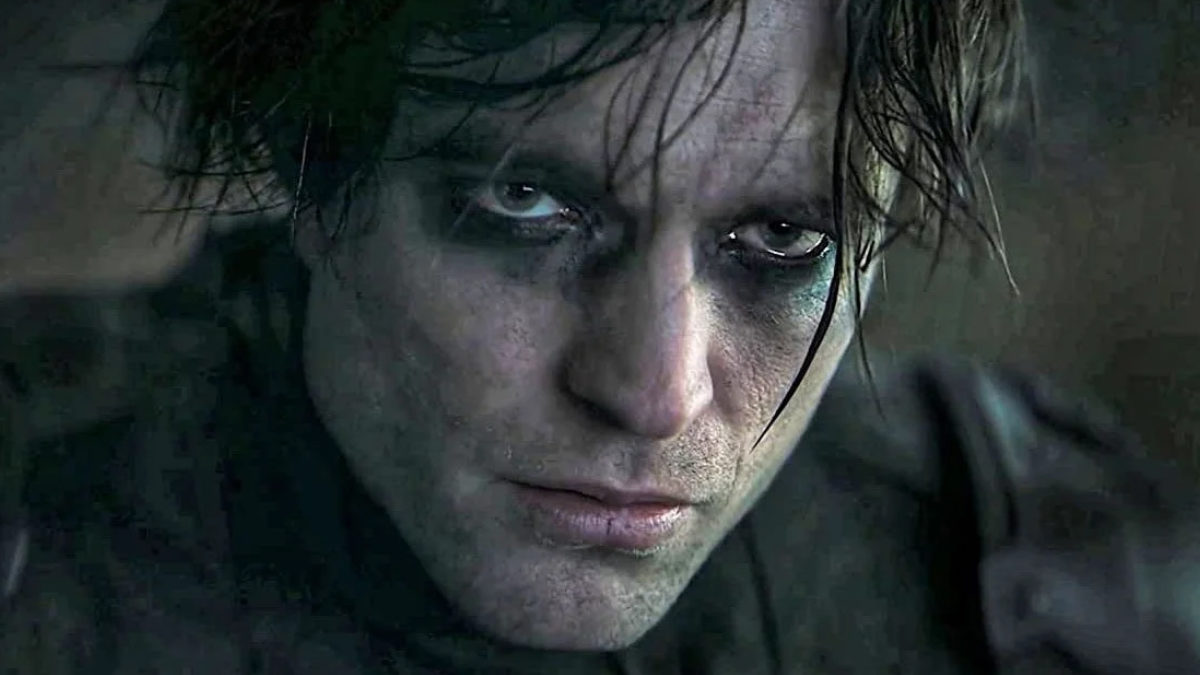 Robert Pattinson Took A Selfie In The Batsuit During His Batman Audition 1 robert pattinson_pic courtesy x