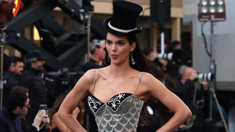 The Most Daring Fashion Moment You’ll See All Day: Kendall Jenner’s Bodysuit and Top Hat!