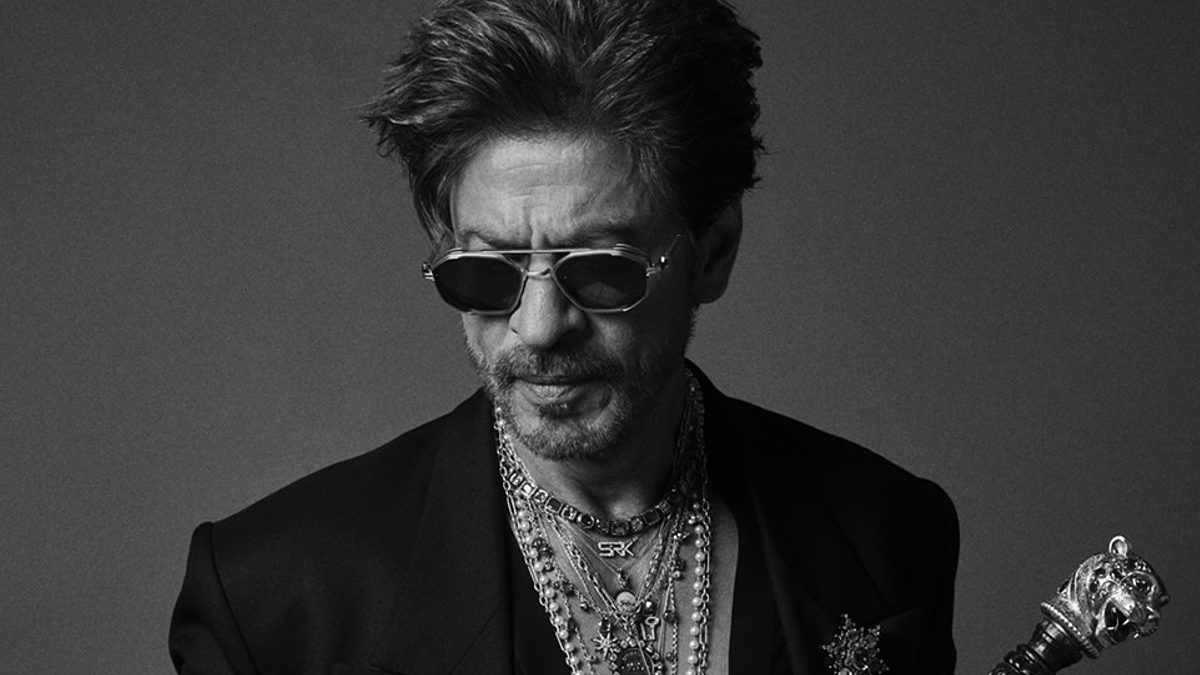 You Won't Believe Who's Joining Shah Rukh Khan's Birthday Bash! You Won't Believe Who's Joining Shah Rukh Khan's Birthday Bash!