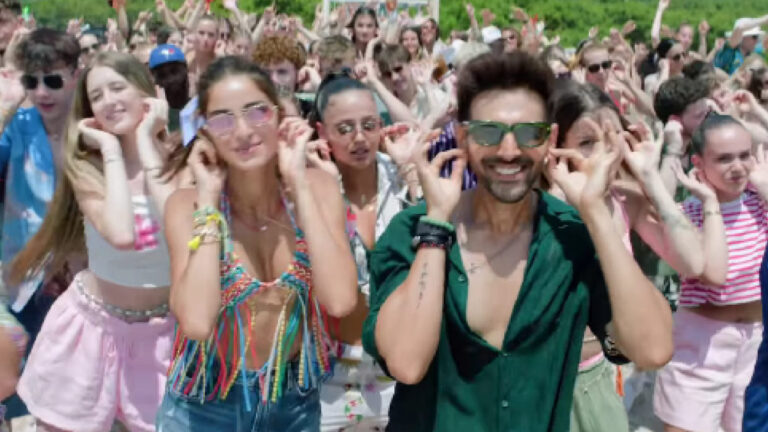 Kartik Aaryan and Ananya Panday’s Tu Meri Main Tera Main Tera Tu Meri Title Song Teaser is a Visual Treat!