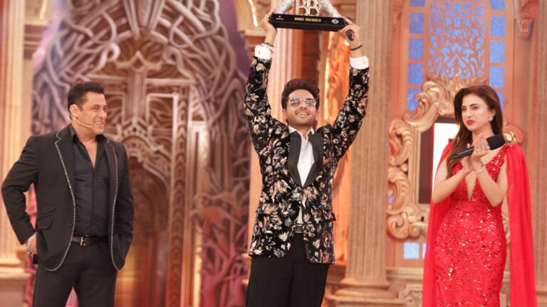 Farrhana Bhatt’s Unfiltered Reaction to Gaurav Khanna’s Win: “Tumhari Jeet Hai, Tum Jashn Manao”