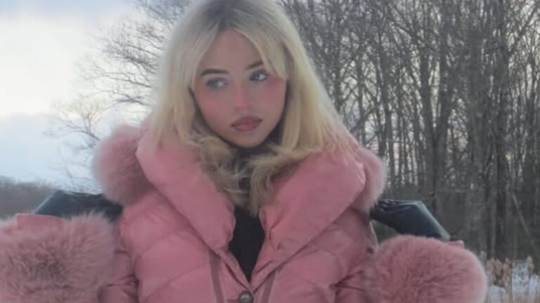 Sabrina Carpenter Reveals She Accidentally Set Her Bathroom on Fire in 2025 Recap