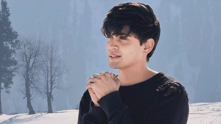 Aditya Khurana Honors Excellence in Entertainment at 6th Continental International Awards!