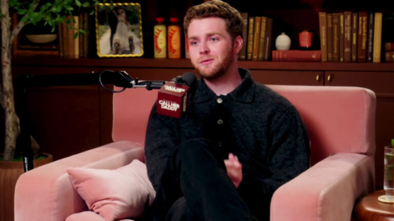 Alex Warren Performed at the Grammys Without Hearing the Music — Here’s Why