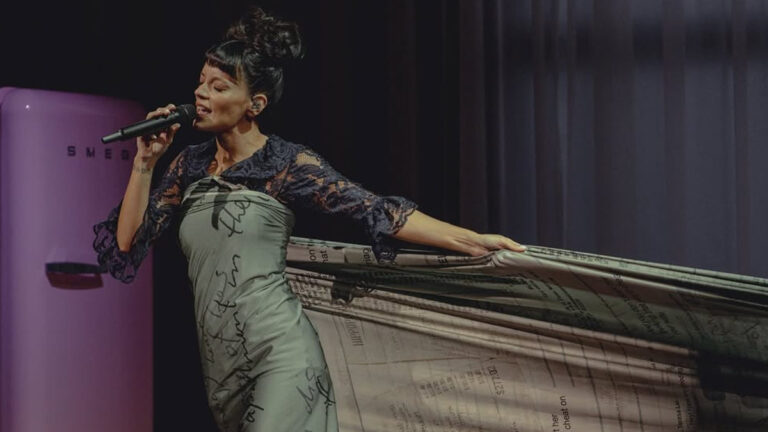 Lily Allen’s ‘Revenge Dress’ and Sassy Dig at Ex David Harbour