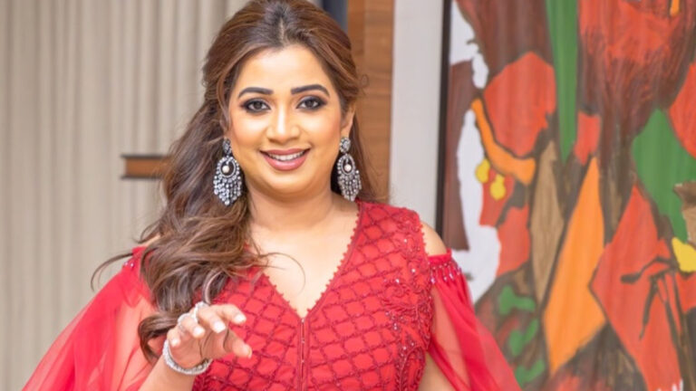 “Apne Mehanat Nahi Kari”: Shreya Ghoshal’s Bold Take on Lip-Syncing Scandal Rocking Concerts!