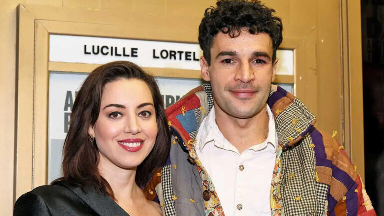Aubrey Plaza Expecting First Child With Christopher Abbott After Emotional Year