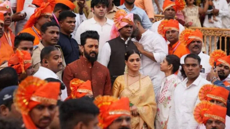 Riteish Vilasrao Deshmukh and Genelia Deshmukh Seek Blessings at Chhatrapati Shivaji Maharaj Temple in Bhiwandi Ahead of the Grand Release of ‘Raja Shivaji’