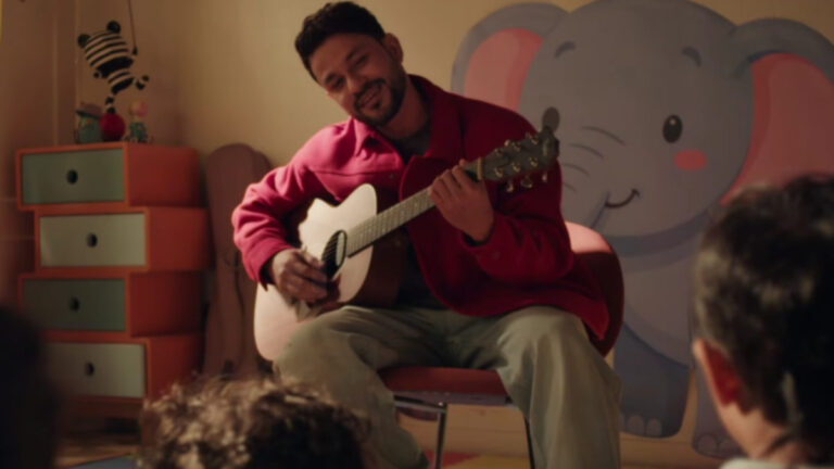 Kunal Kemmu – Nindiya Song Lyrics