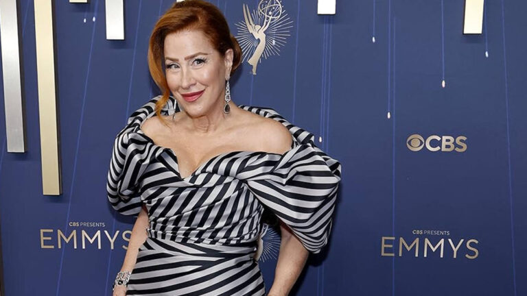 Lisa Ann Walter Gets Emotional Talking About Lindsay Lohan’s Comeback